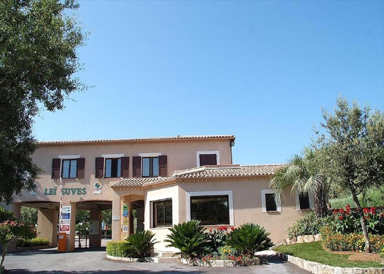 Greenchalets Roquebrune Sur Argens Exterior photo